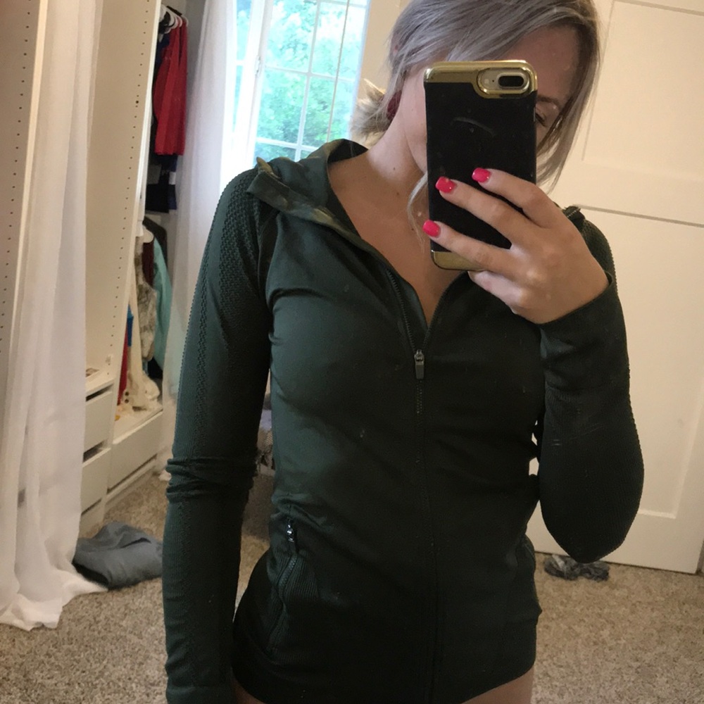 zip up jacket